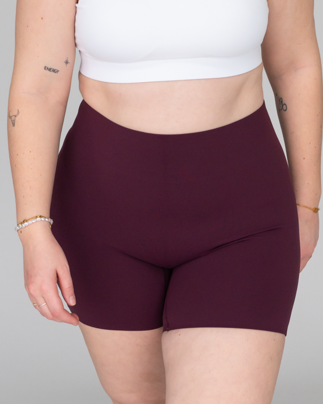 Performance Laser Cut Shorts (seamless)
