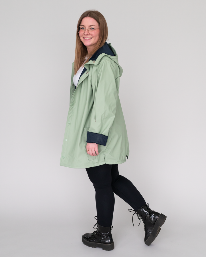 Regenjacke (mit Kapuze)