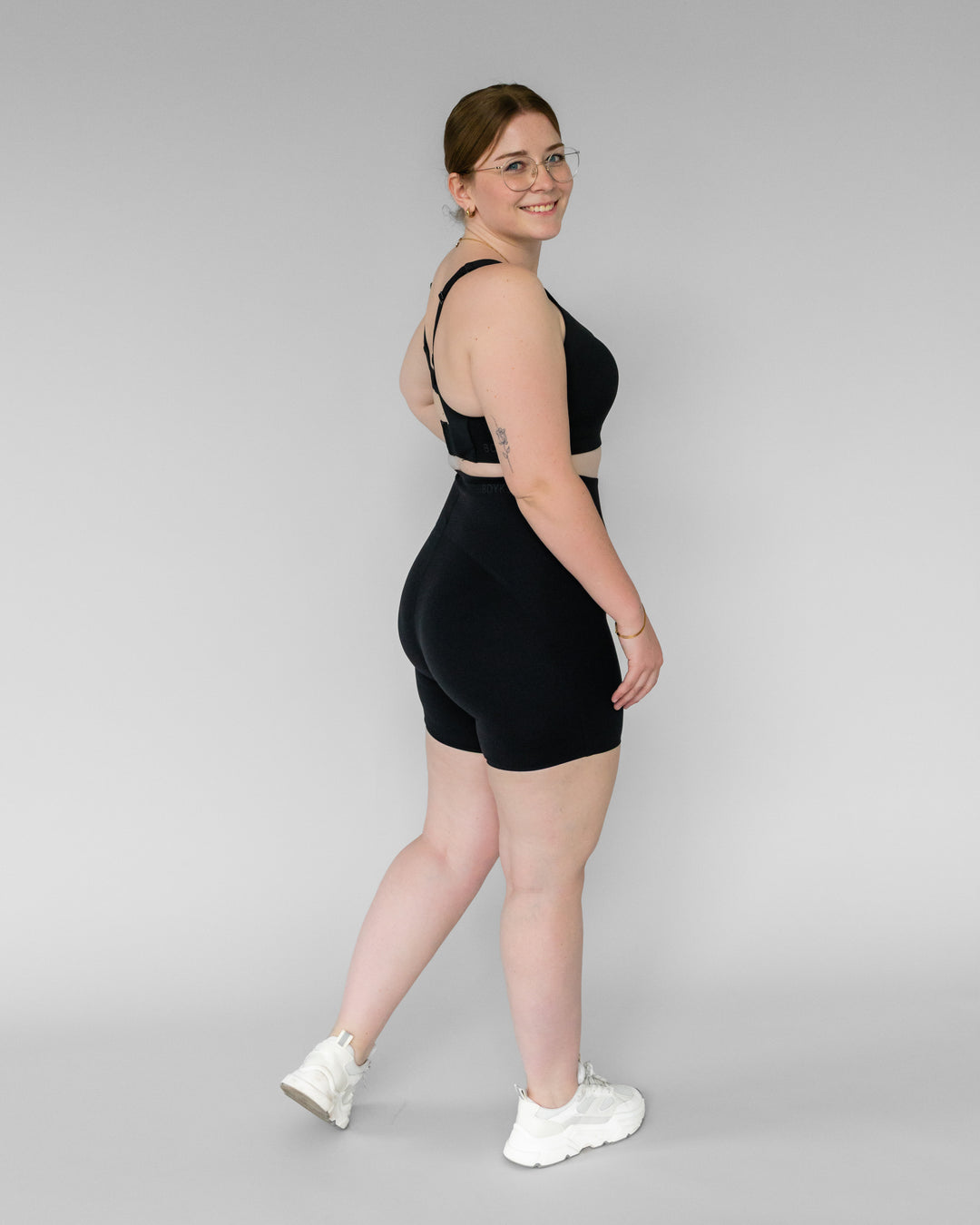 Performance Laser Cut Shorts (seamless)