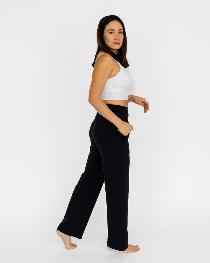 Hose Alexa (Alexis in Langversion)