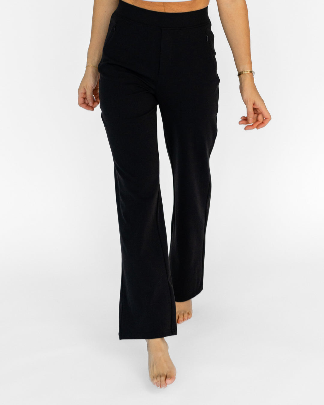 Hose Alexa (Alexis in Langversion)