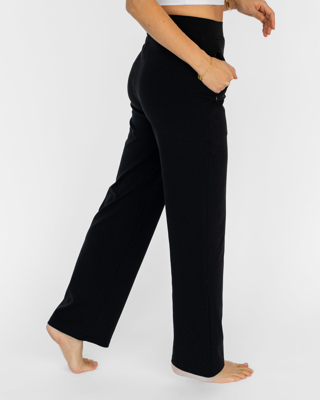 Hose Alexa (Alexis in Langversion)