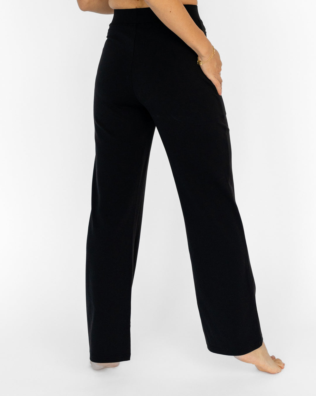 Hose Alexa (Alexis in Langversion)