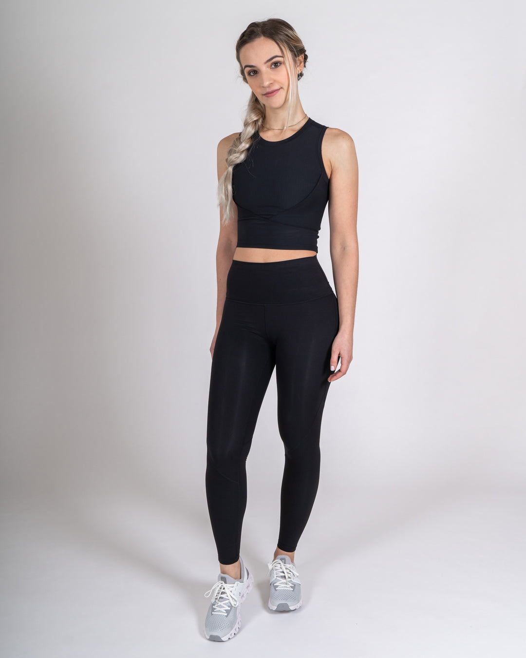 Sportleggings "Maggy" schwarz mit schwarzen Sport-BH