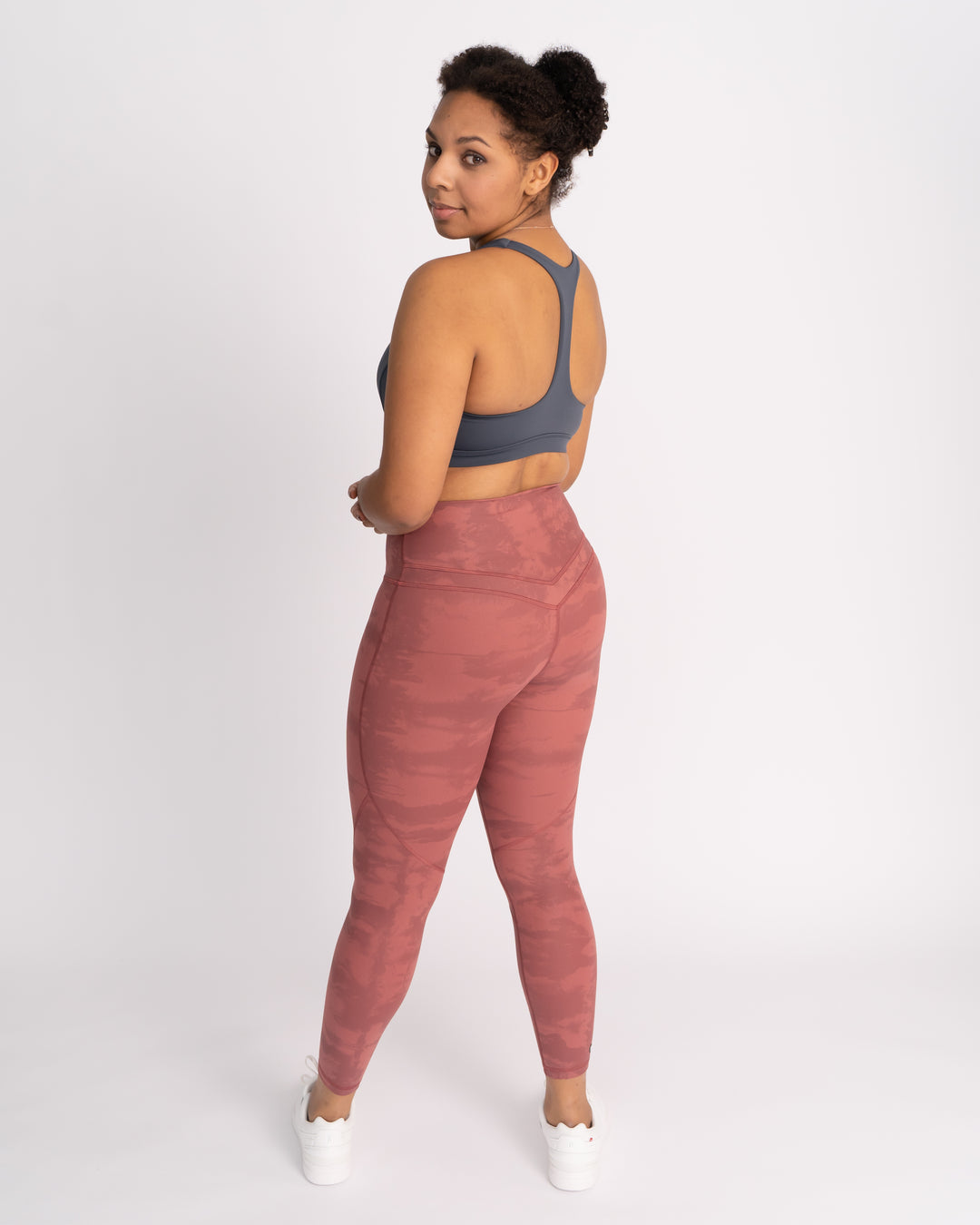 Sportleggings "Maggy" rot Blick von hinten