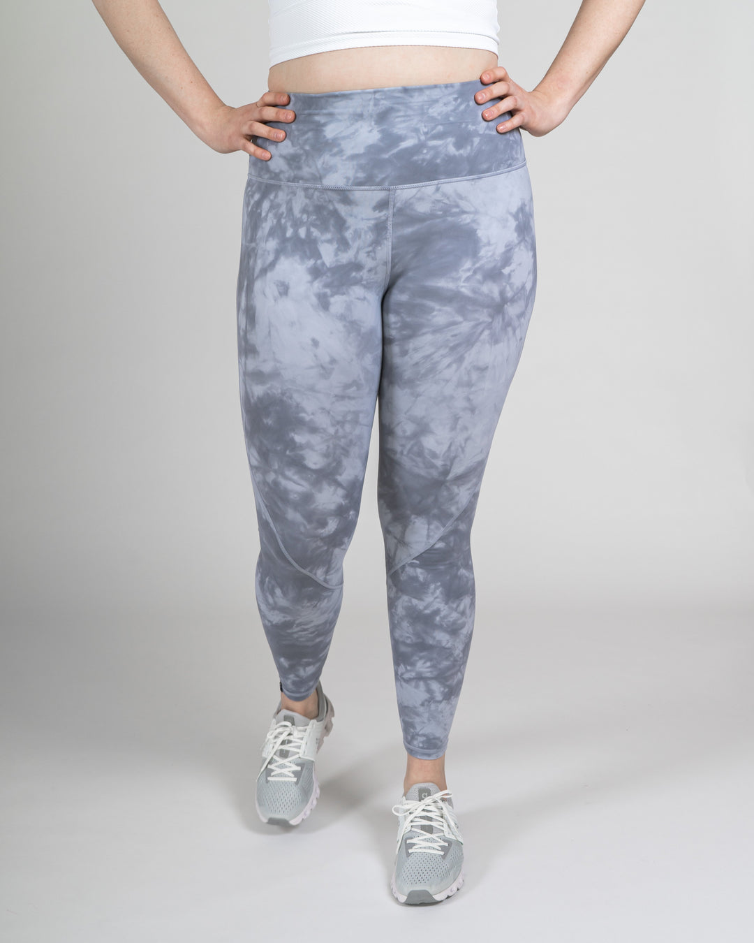 Sportleggings "Maggy" hellblau close-up vorne Schritt